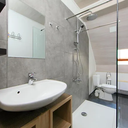 Derby By Interhome *